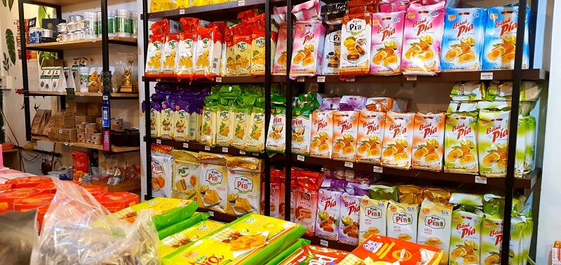 Cửa hàng đặc sản miền tây ở Sài Gòn 