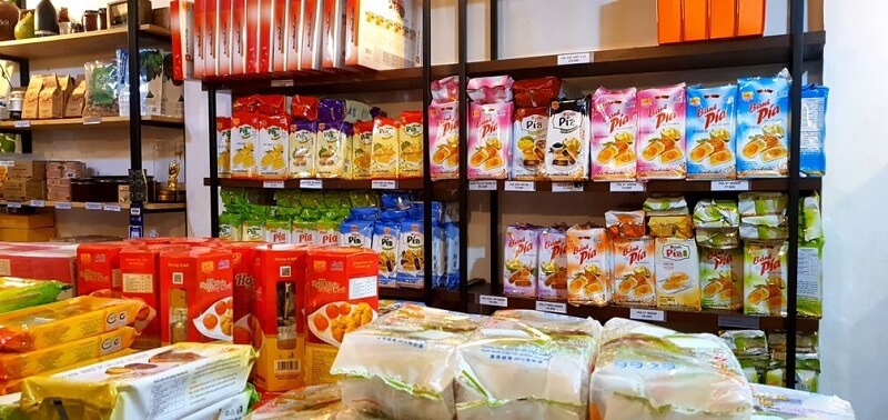 cửa hàng bánh pía Tân Huê Viên tại quận 1